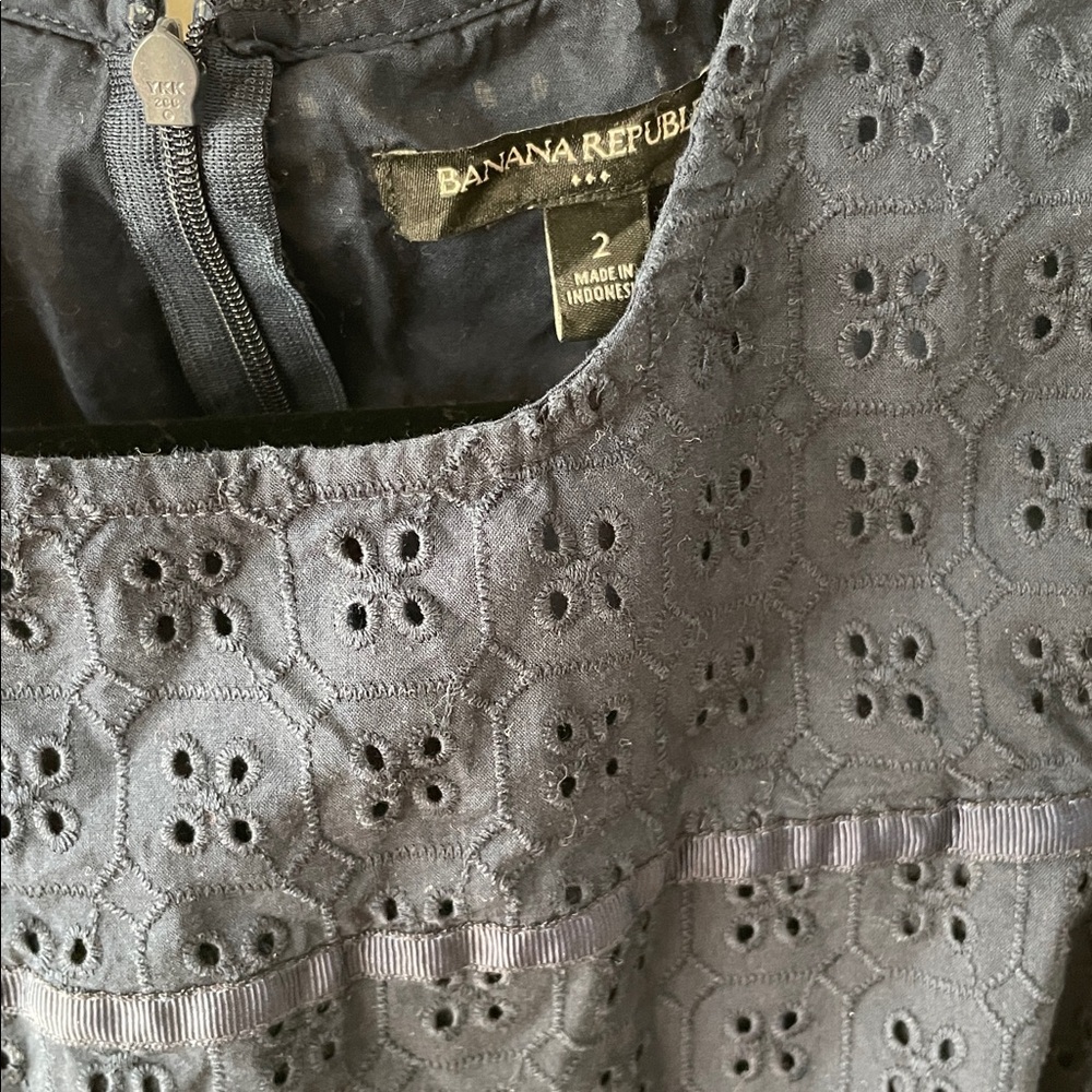 Banana Republic Navy Sleeveless Navy Blue Eyelet Mini Dress - Picture 2 of 6
